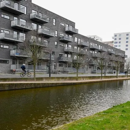 Sanders Arena - Lovely Three-bedroom Close To Metro Station Lejlighed København