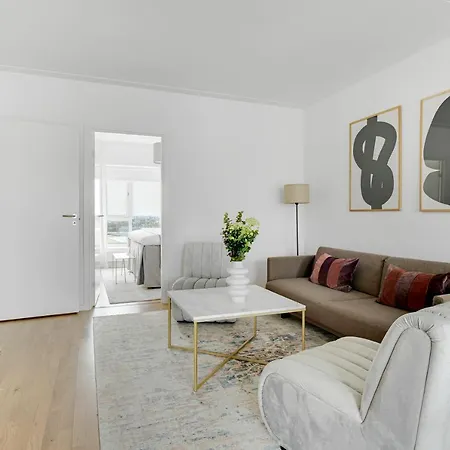 Lejlighed Sanders Arena - Lovely Three-bedroom Close To Metro Station