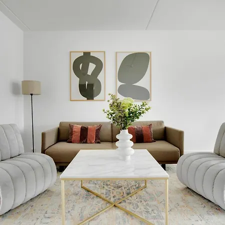 Lejlighed Sanders Arena - Lovely Three-bedroom Close To Metro Station København